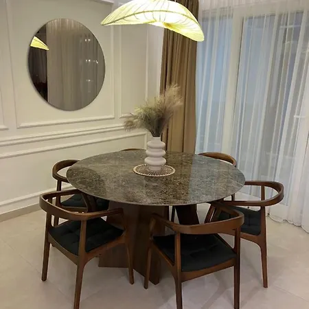 Apartamento Luxury 2 Bedroom Near The Split