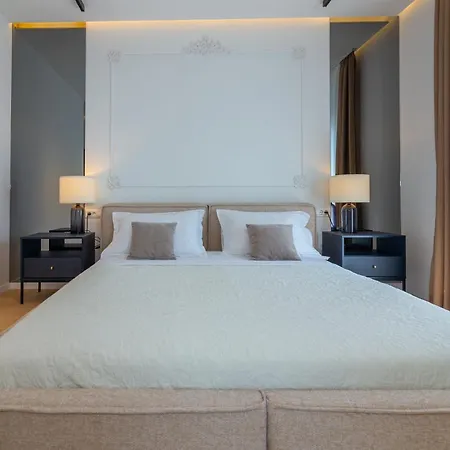 Luxury 2 Bedroom Near The Split Apartamento *